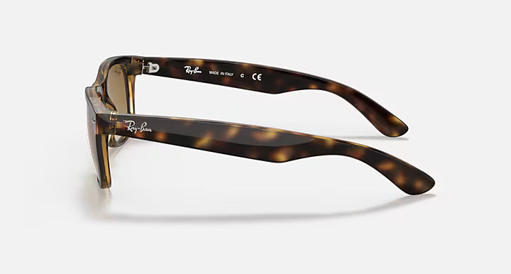Sunglasses Ray-Ban New Wayfarer RB 2132 (710/51)